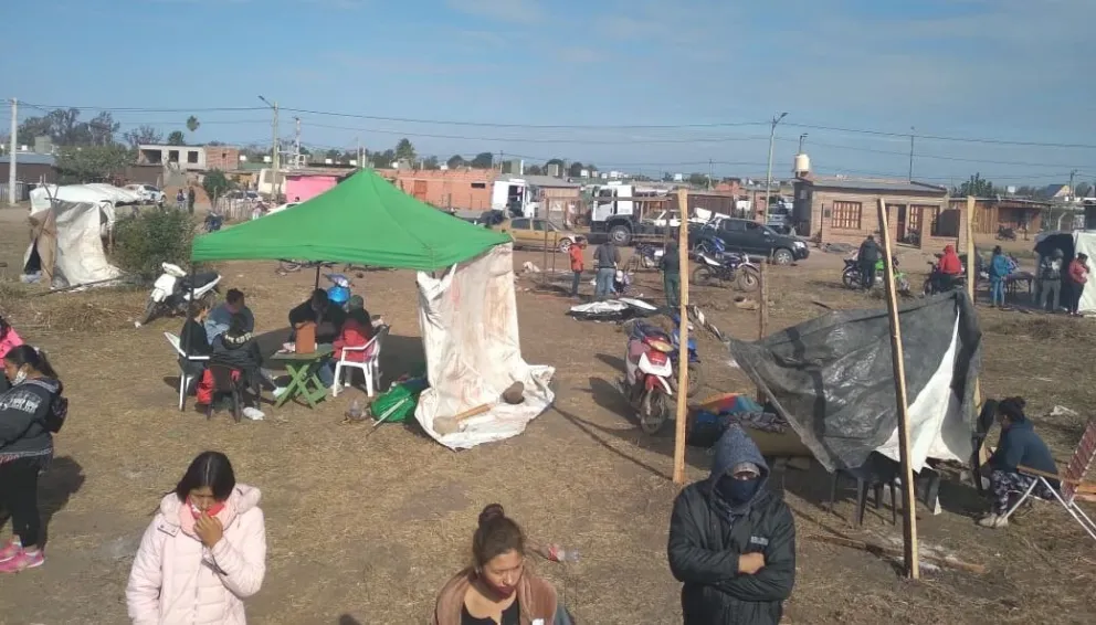 Continúa el conflicto en Las Lajitas por la ocupación de tierras