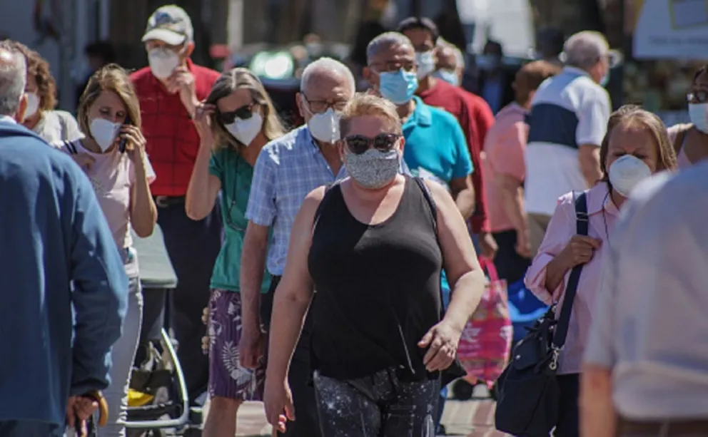 Coronavirus en Argentina: se registró una leve baja de casos, sin embargo las terapias siguen al límite