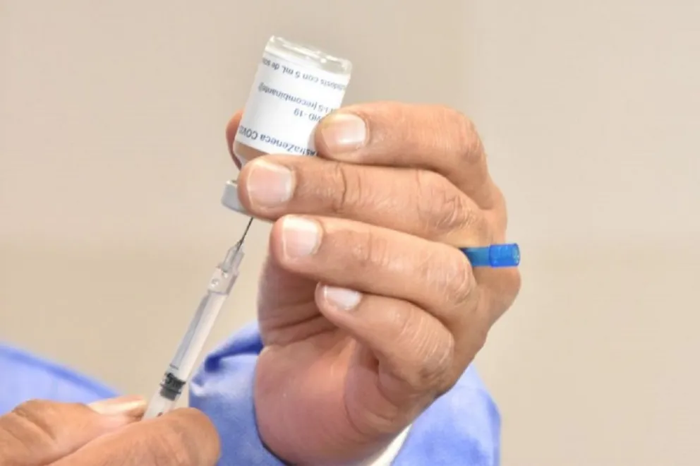 Hospitales de Capital y del Interior se suman a la campaña de vacunación contra el COVID-19 durante el fin de semana