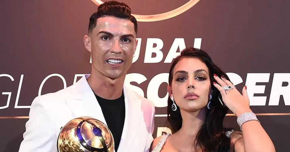 Georgina Rodríguez dejó sin palabras a Cristiano Ronaldo tras enseñar la retaguardia con ajustados jeans