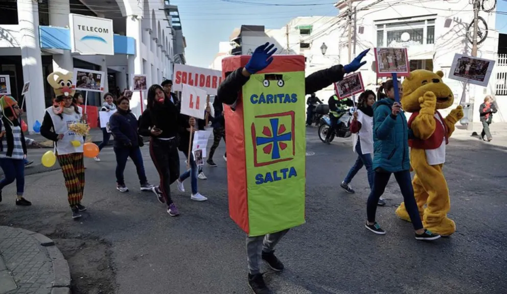 Colecta de Cáritas. Fuente: (Twitter)