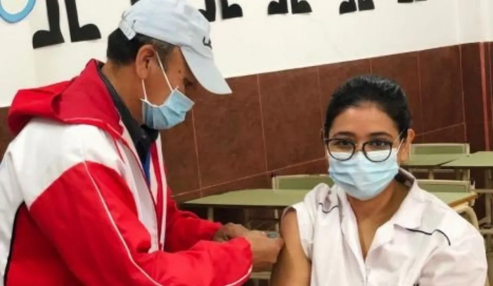 Vacunación contra el coronavirus. Fuente: (Twitter)