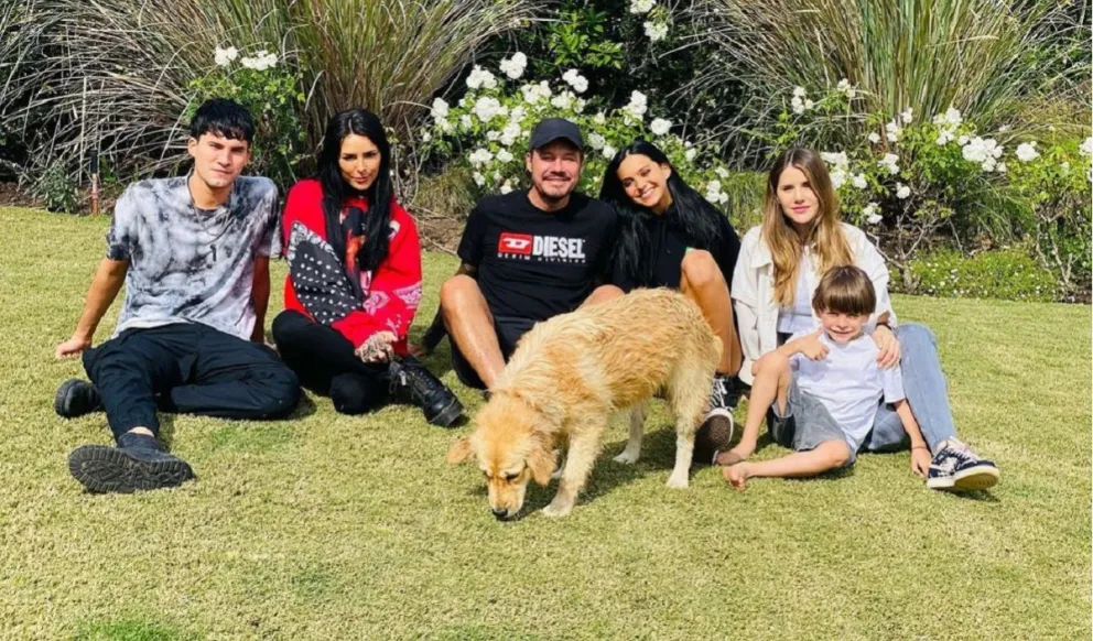 Marcelo Tinelli y sus hijos. Fuente (Instagram)