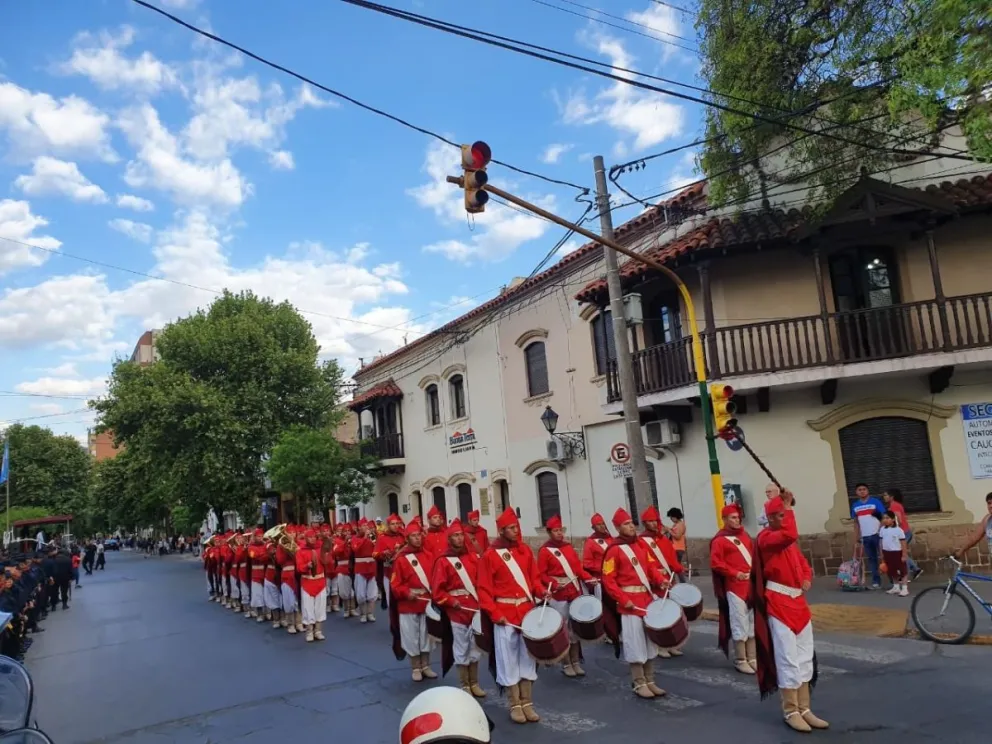 Infernales de Güemes acompañarán a Granaderos en la guardia de Casa Rosada