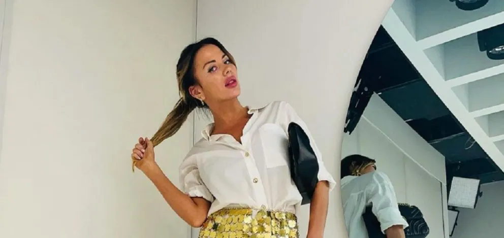 Karina Jelinek explotó las redes tras un inesperado beso con Florencia Parisse