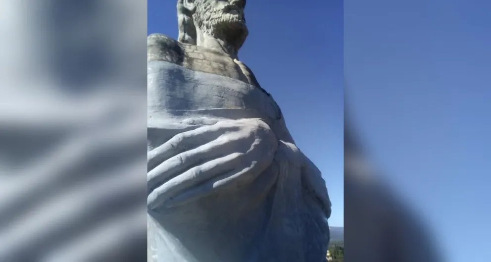"No se pintó el Cristo": tras el escándalo en La Caldera, aclaran lo que sucedió con la escultura