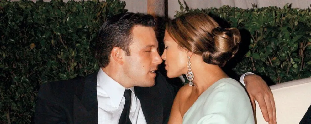 Luego del beso público de Ben Affleck y Jennifer López llegaron los memes