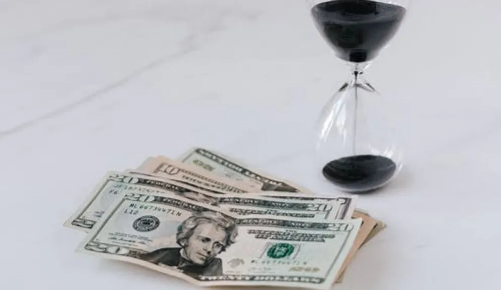 Dólar. Fuente: (Twitter)