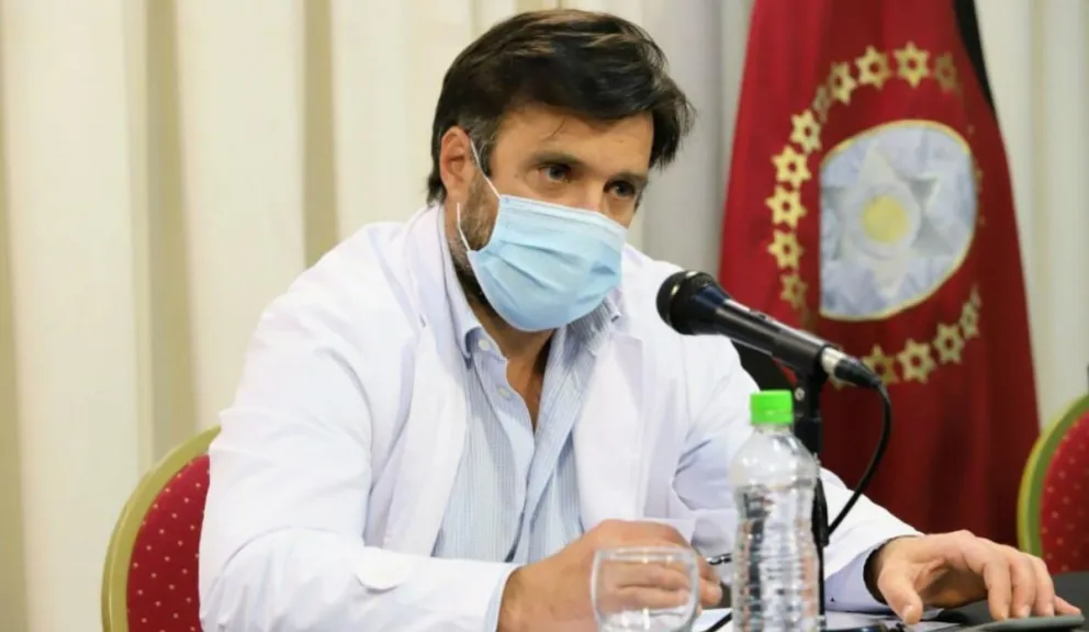 Reapareció Francisco Aguilar e hizo una fuerte advertencia por el curso de la pandemia