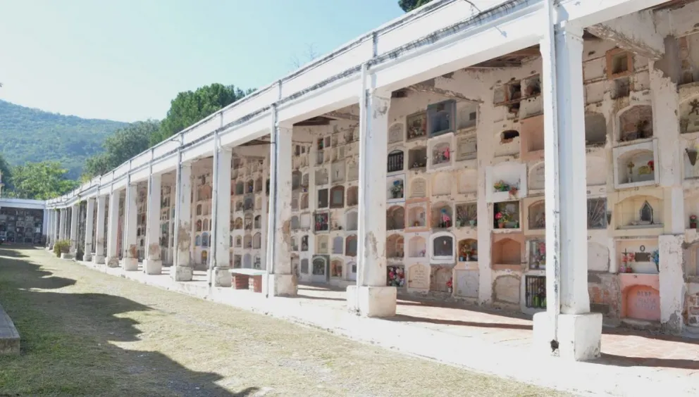 Con motivo del Día del Padre, los cementerios abrirán sus puertas en este horario