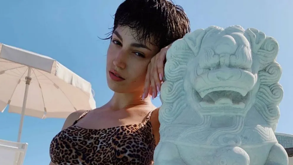Úrsula Corberó enamoró a sus seguidores tras posar con este vestido de verano