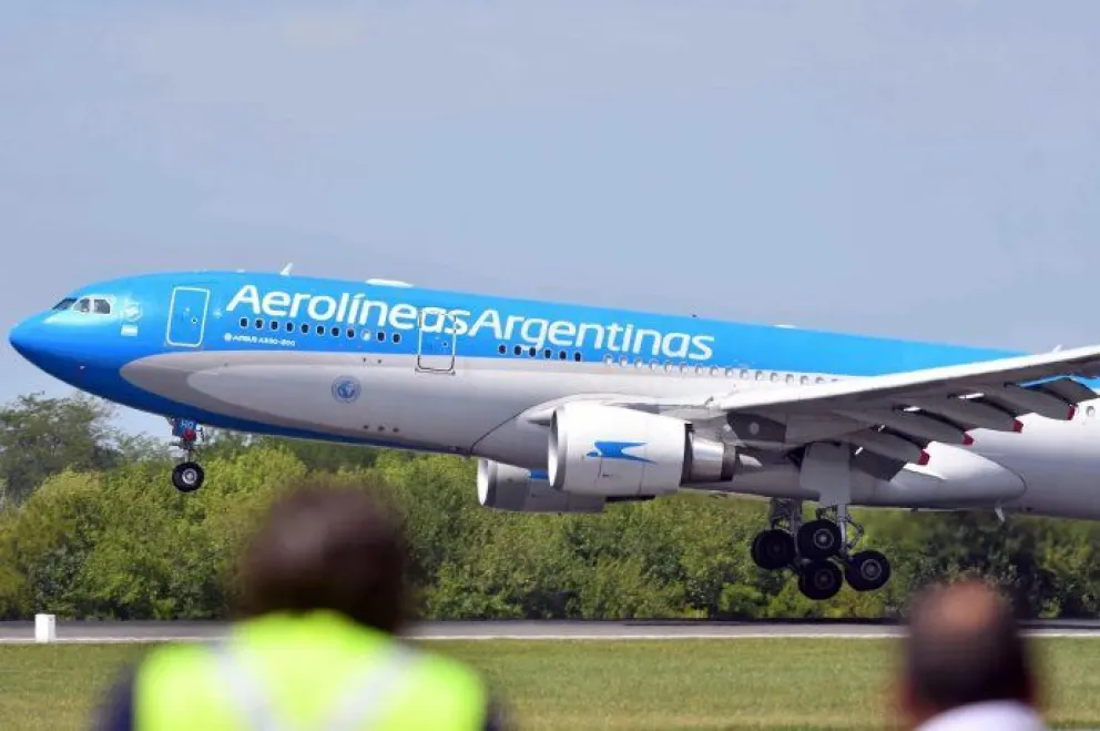 Sinopharm: parte el primer vuelo de Aerolíneas Argentinas a Beijing