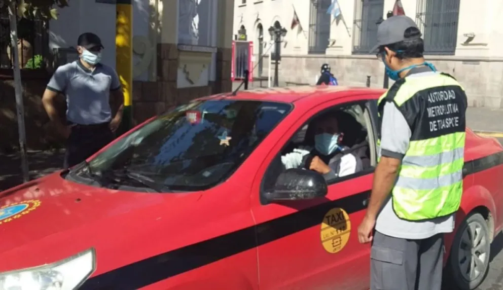 Taxis. Fuente: (Twitter)