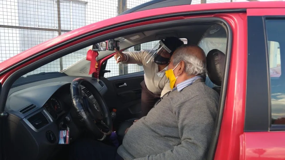 Ya rige el nuevo aumento para taxis en Salta: ¿A cuánto se va la bajada de bandera?