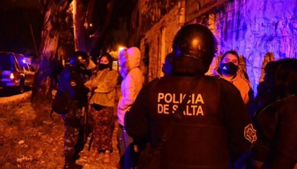 Ediles definirán si les cortan la luz a los que organicen fiestas clandestinas: ¿Qué dice el proyecto?