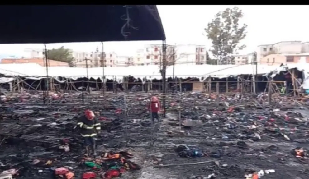Incendio La Bora. Fuente: (Twitter)