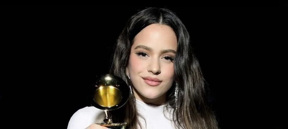 Rosalía se grabó al natural y nos enseñó esta impactante vista