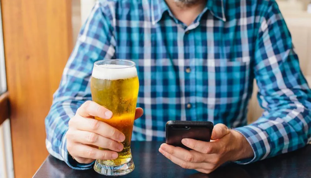 Hay cerveza gratis para los jóvenes que se apliquen la vacuna contra el COVID-19