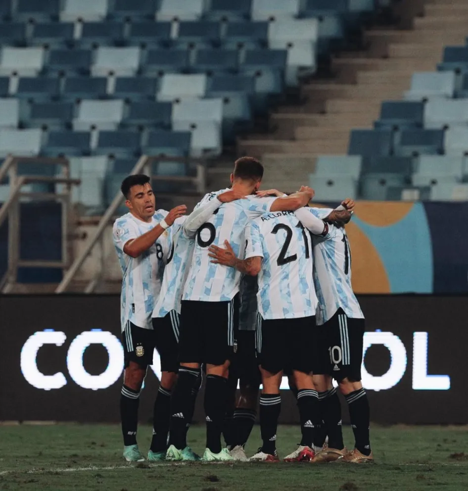 La Selección Argentina ante su primera prueba de fuego frente a Ecuador: seguí en vivo el partido
