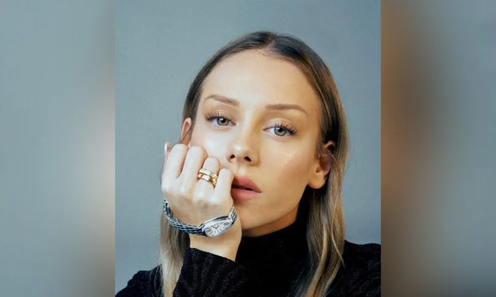 Ester Expósito se grabó antes de dormir y así reaccionaron sus seguidores