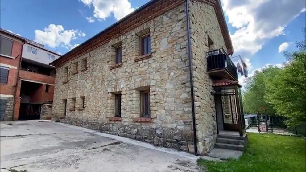 Un pueblo de España ofrece trabajo y alquiler gratis para las familias que quieran mudarse: los requisitos