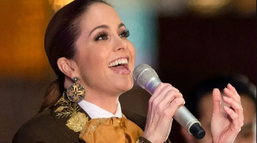 Lucero cautivó a sus fans