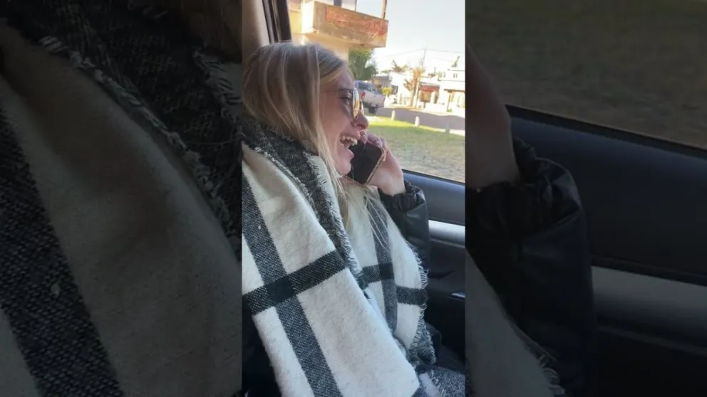 "¡Me re duele!": mujer llora sin consuelo porque le pusieron la vacuna china "Sinopharm"