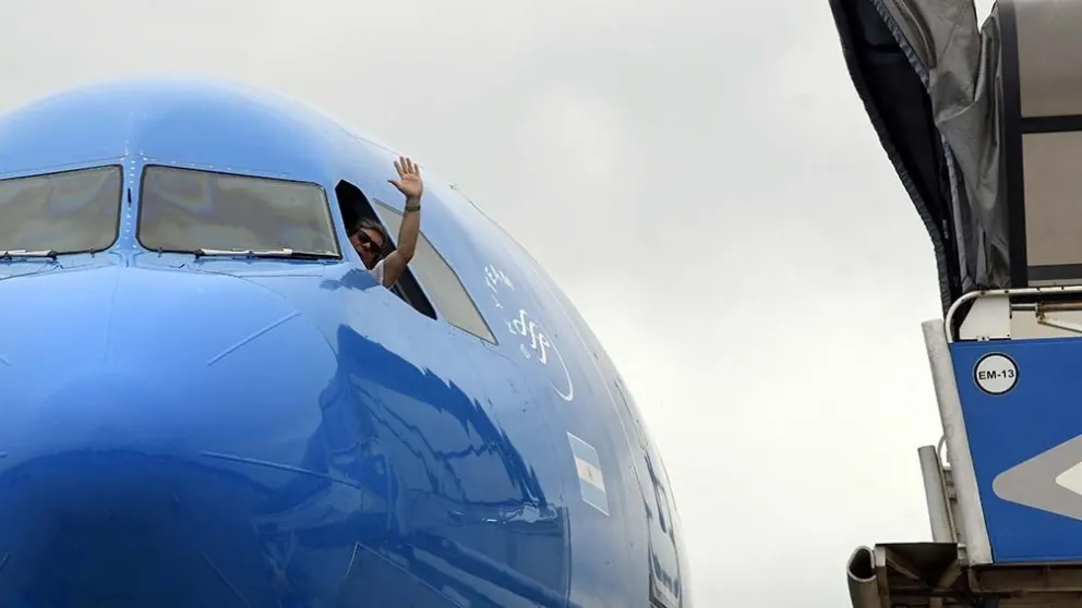 Vacunas:  un nuevo vuelo de Aerolíneas Argentinas partió a China en busca de más vacunas Sinopharm