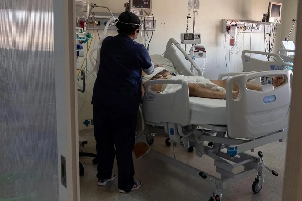 Coronavirus en Argentina: baja la cantidad de pacientes en terapia intensiva