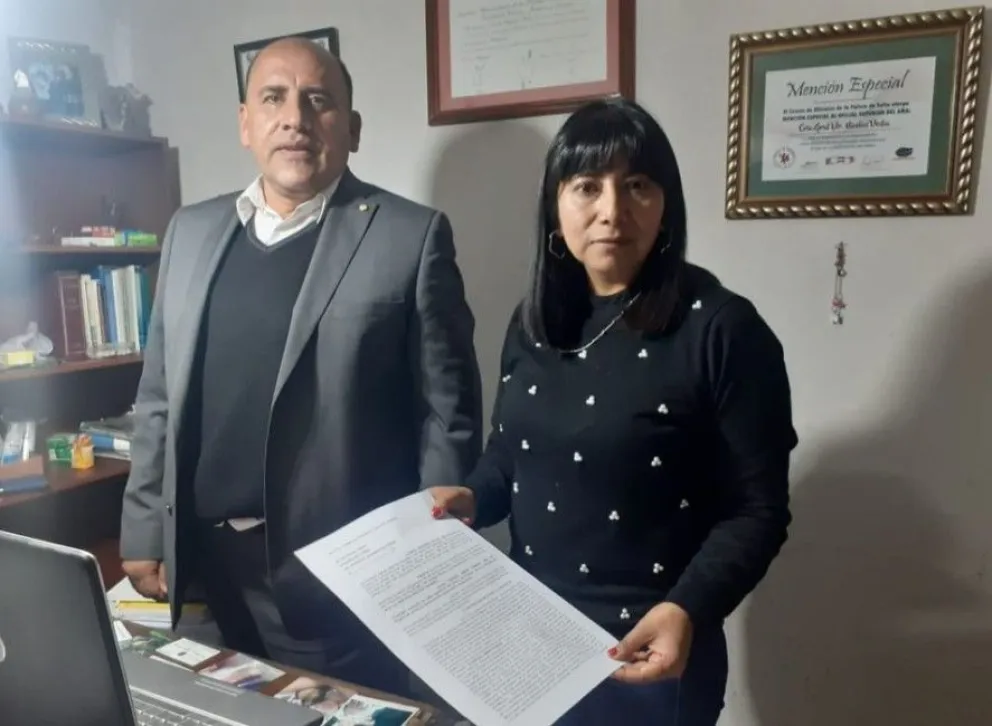 Senador provincial involucrado en un escándalo por fraude, violencia de género e injurias