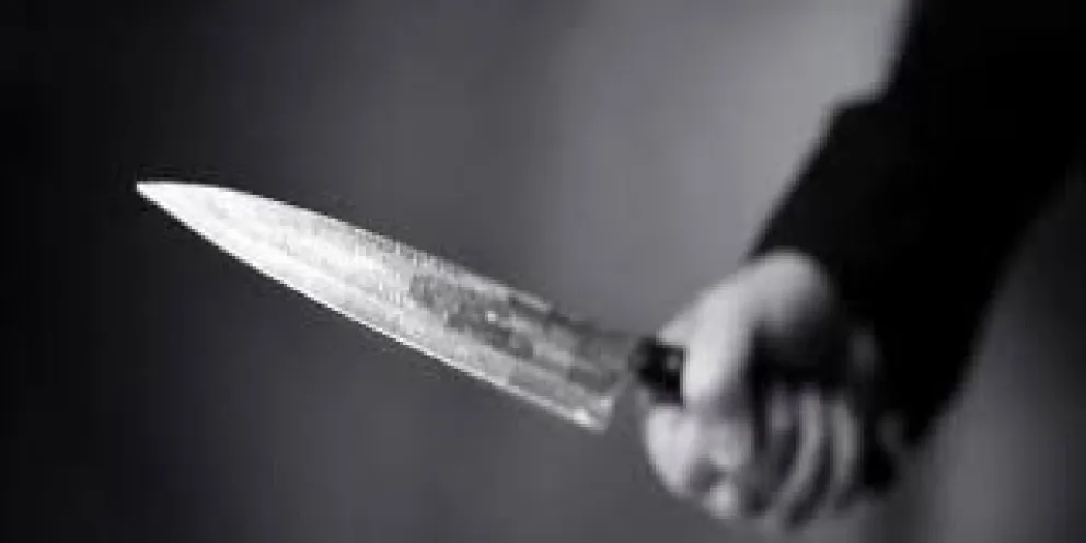 Matan a puñaladas a un adolescente