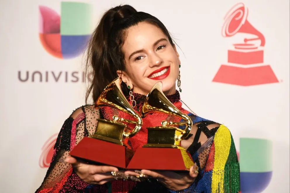 Rosalía se grabó en plena acción y así reaccionaron sus fans