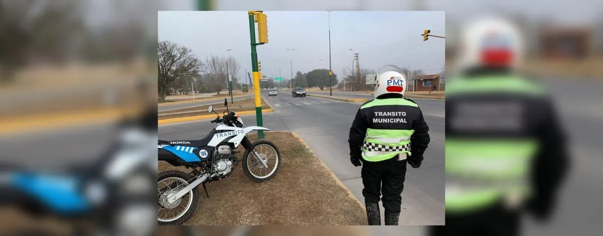 Polic&iacute;a de Tr&aacute;nsito